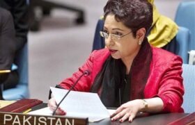 لودهی: جنگ اقتصادی علیه ایران مانند حملات نظامی آمریکا شکست می‌خورد