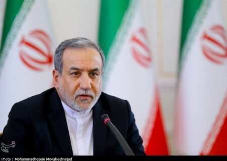 عراقچی: فشار اقتصادی آمریکا شکست خواهد خورد