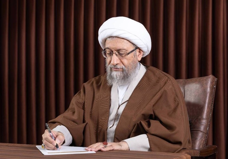 آملی لاریجانی: وحدت و انسجام برای گذر از موانع واجب عقلی و شرعی است