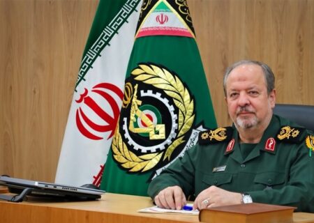 ابن‌الرضا: دشمن در زمان مقرر متوجه شگفتانه‌های دفاعی ما خواهد شد