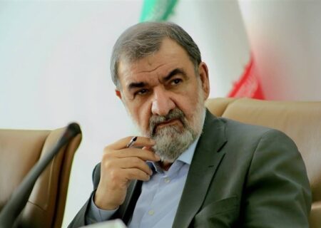 رضایی به عاصم منیر: به آمریکا بی‌اعتمادیم و باید رفتارش را تغییر دهد