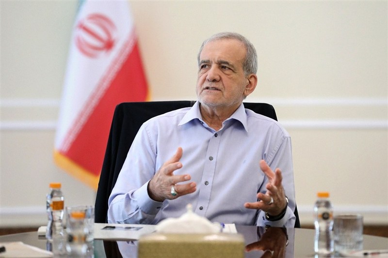 پزشکیان: صرفهجویی مصرف بنزین باید از دولتیها شروع شود