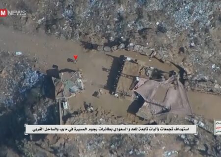 محاصره هوایی مزدوران سعودی در یمن با رونمایی از پهپاد «رجوم»