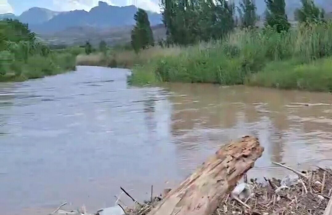 پارک ملی تندوره درگز به دلیل هشدار نارنجی هواشناسی تعطیل شد