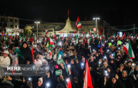 مواکب فرهنگی و هنری در اجتماع تجدید بیعت با امام زمان(عج) مشهد
