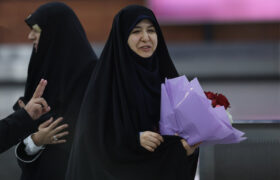 اولین واکنش نیلوفر شادمهری پس از اخراج از فرانسه