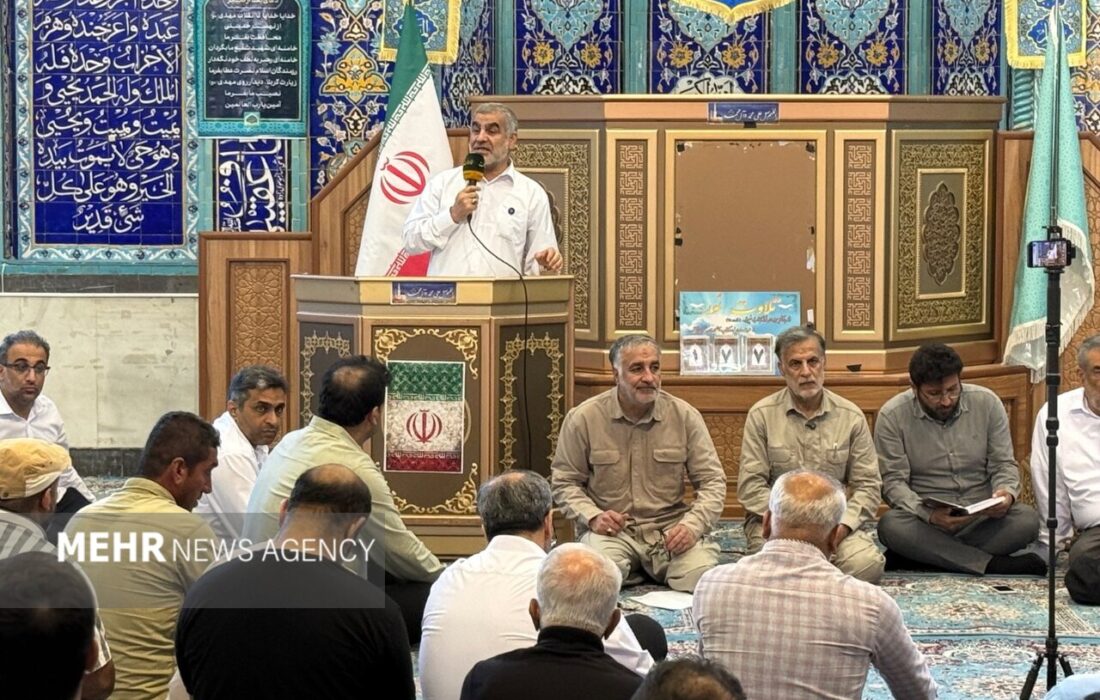 نایب رئیس مجلس: مردم جزیره خارگ در سختترین شرایط پای کشور ایستادند