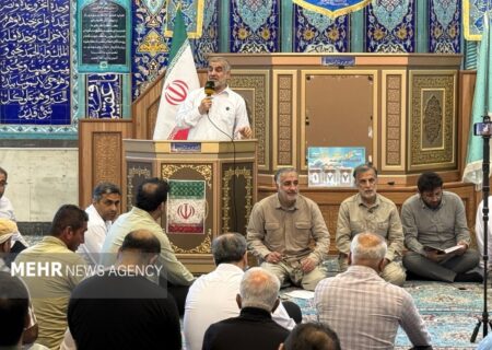 نایب رئیس مجلس: مردم جزیره خارگ در سخت‌ترین شرایط پای کشور ایستادند