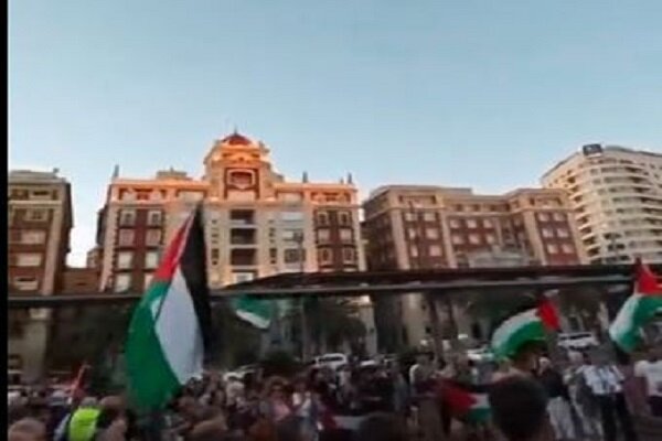درخواست مردم اسپانیا برای قطع روابط دیپلماتیک با رژیم صهیونیستی +فیلم