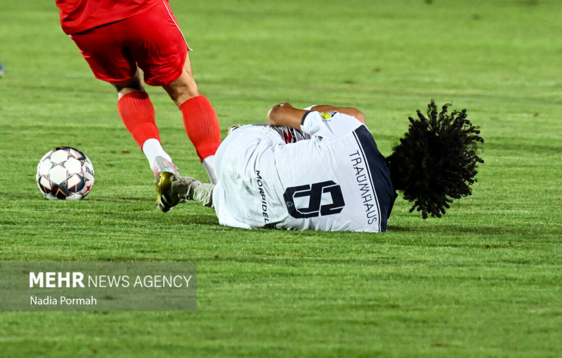 لیگ برتر فوتبال – پرسپولیس و ملوان