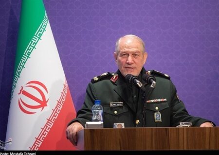 سرلشکر صفوی: چین و روسیه کمک‌های غیر سیاسی هم به ایران می‌کنند