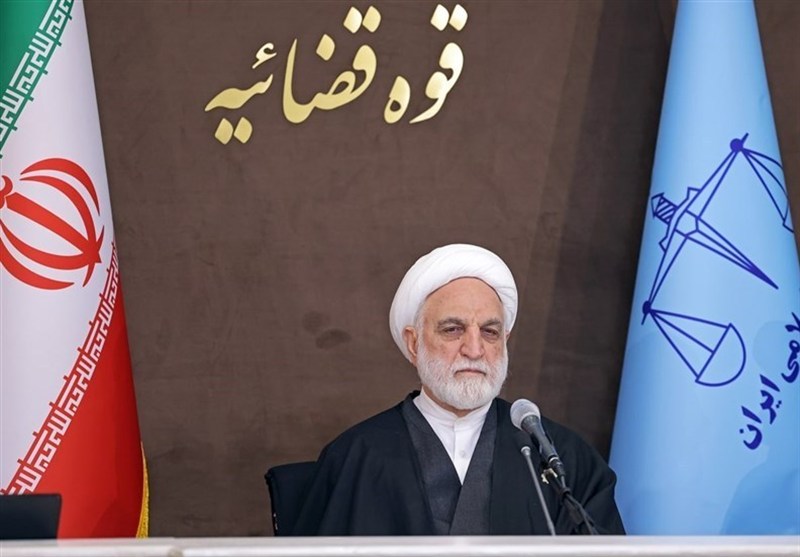اژهای خطاب بهرهبران ادیان مختلف: بیایید برای صلح جهانی تلاشکنیم