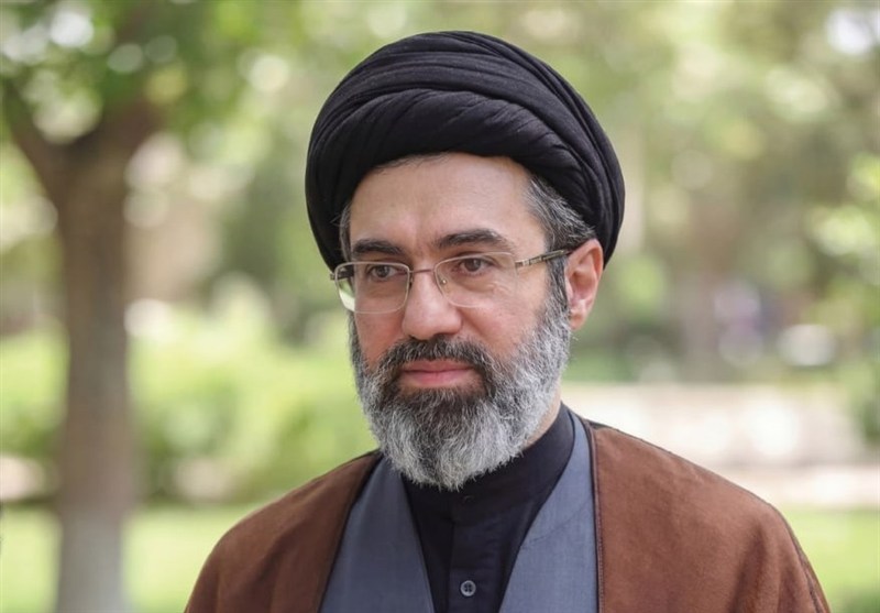 آیت‌الله خامنه‌ای: ایران به دورانی که دشمن آرزویش را دارد باز نمی‌گردد