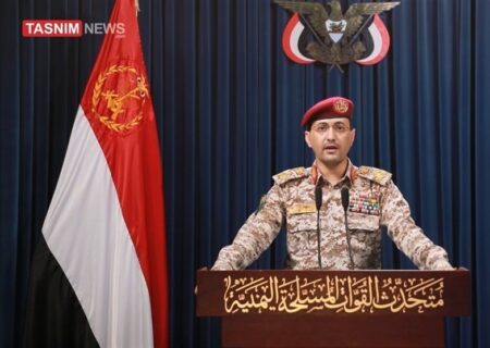 یحیی سریع: با موشک و پهپاد به تجاوزات عربستان سعودی پاسخ دادیم