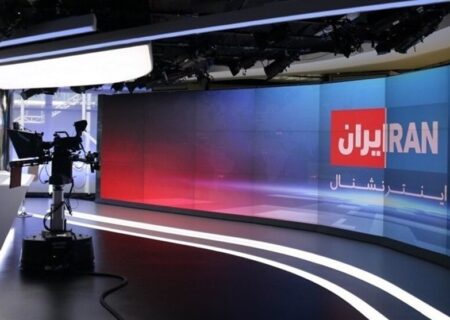 ببینید|اشک دوگانه اینترنشنال؛ توجیه حمله به دارو وگریه برای کمبود دارو