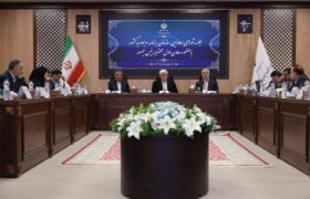 عارف: هنر دولت اداره کشور با منابع محدود است