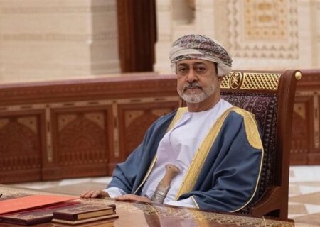 رایزنی سلطان عمان با یک مقام امنیتی بارز اماراتی