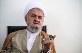 آیت‌الله اسلامی:ایستادگی مردم مانع باقی‌ماندن خاک ایران در دست دشمن شد