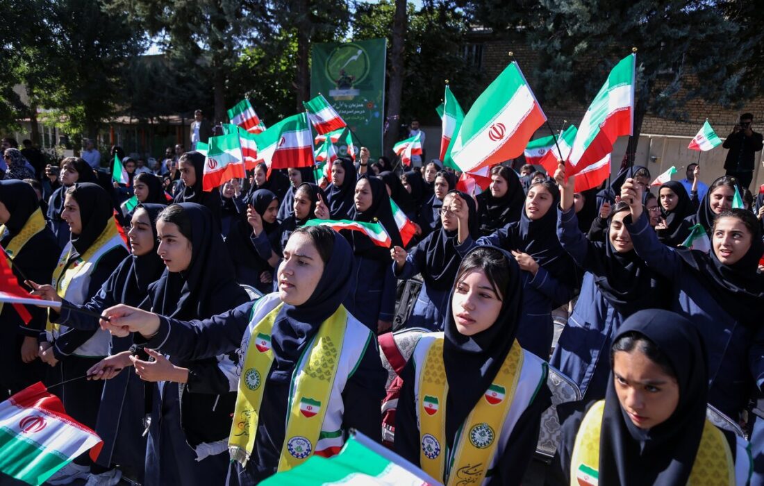 مراسم جشن شکوفه ها در ایلام