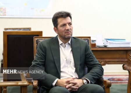 محسن شادی: مدال دختران روئینگ را به شهدای یک سال اخیر تقدیم می‌کنیم
