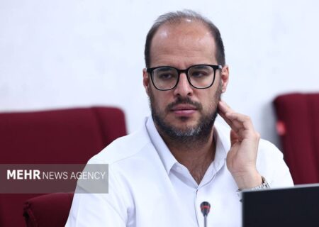 شجیع: کفش غیر مجاز دلیل دیسکالیفه شدن محیطی‌زاده است