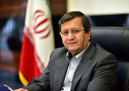 همتی: پیگیر بازگشت ارز حاصل از صادرات غیرنفتی هستیم