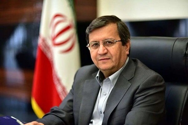 همتی: پیگیر بازگشت ارز حاصل از صادرات غیرنفتی هستیم