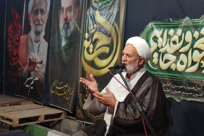 روانبخش: دشمن از هر نشانه ضعف برای افزایش فشار استفاده می‌کند