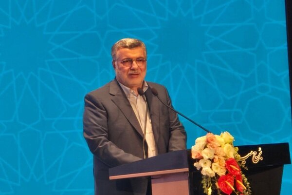 گلایه وزیر بهداشت از تجویز ۱۰۰ عدد آموکسیسیلین در نسخه بیمار