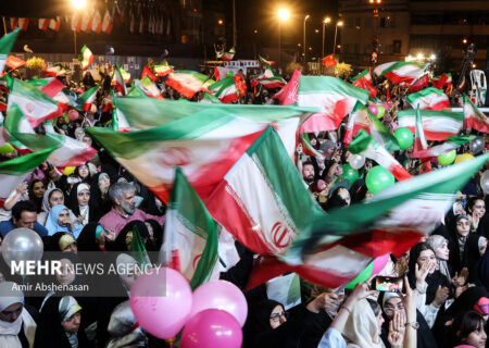 ۲۰۰ شب پایداری و مقاومت در تهران؛ روایت مردمی که برای ایران ماندند