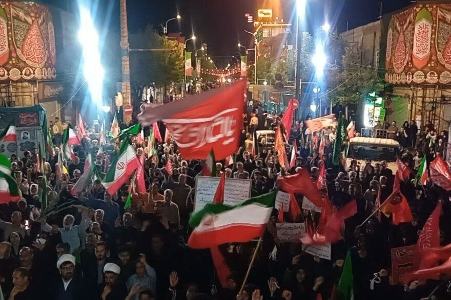 یکصد و هشتاد و چهارمین شب تجمعات زنجانی‌ها در میدان