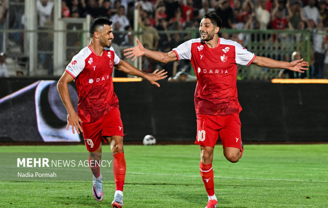 گل «۲۰۰» برای پرسپولیس در تاریخ دربی؛ بازیکن جدید سرخ‌ها ماندگار شد