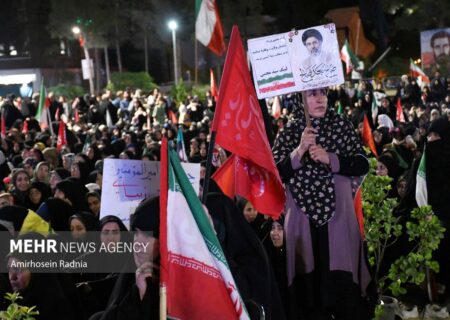 حماسه حضور زاهدانی ها در شب ۱۸۹