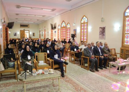 ایران‌شناسی بدون زبان‌پژوهی عمیق و روشمند کامل نیست