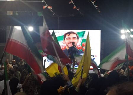 وداع مردم یزد با «شهید محمدمهدی رضایی»؛ از میدان تا سنگر خیابان