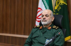 سرلشکر وحیدی: جوان ایرانی در هر میدانی از عزت میهن خود دفاع می‌کند