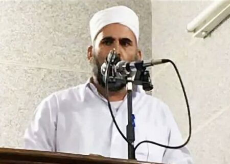 امام جمعه موقت اهل‌سنت سیراف: احترام به مسلمان نشانه برادری و اخوت است