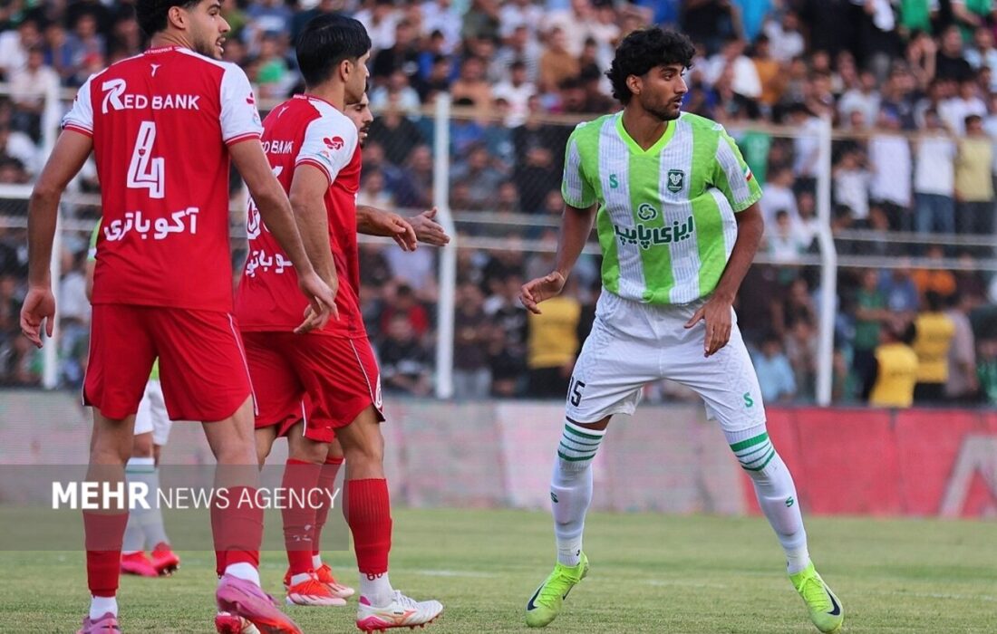 نیمه دوم پرهیجان خیبر و پرسپولیس؛از درخشش دیناروند تا فرصت‌سوزی بیفوما